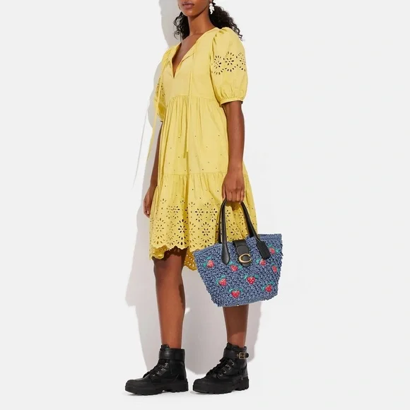 💰SOLD - CA035 - Coach Small Tote with Strawberry Embroidery - Picture 10 of 10